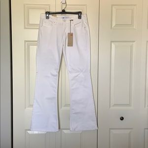 Levi’s white jeans size 7M/28